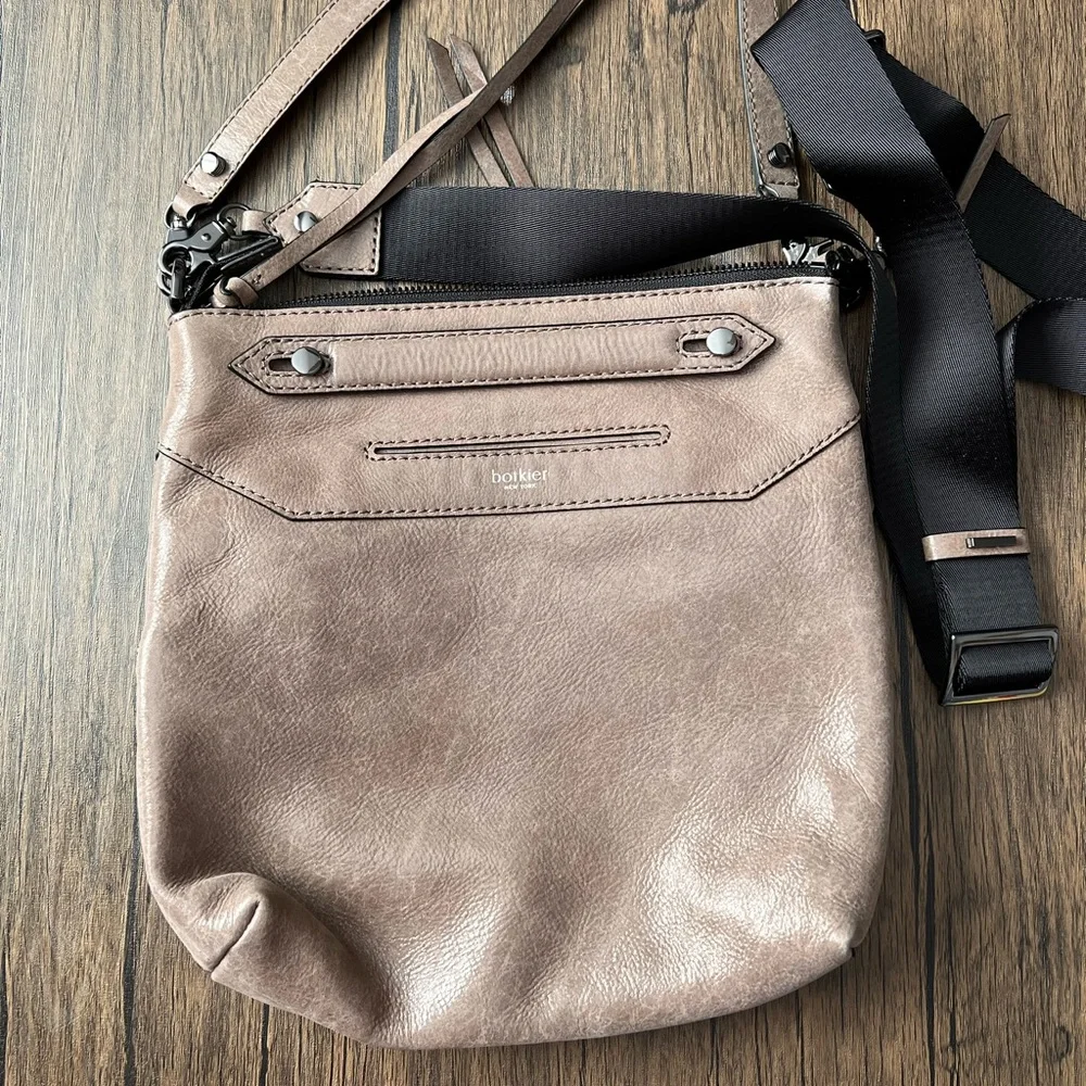 Botkier Beige Bag - Picture 3 of 6